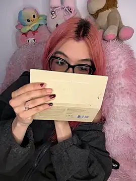 Valen-Foxx1 élő XXX-chatje