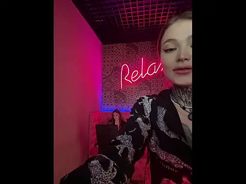 Chat XXX en directo de AriWild