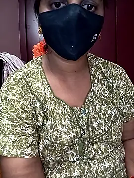 โชว์เว็บแคมของ Mee_harini-telugupilla