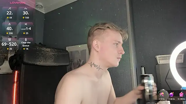 AlexxSweetのライブXXXチャット