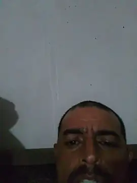 cobrosdepagos: διαδικτυακό σόου στην κάμερα