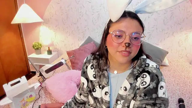 دردشة Angelie_Rosebrm الجنسية المباشرة