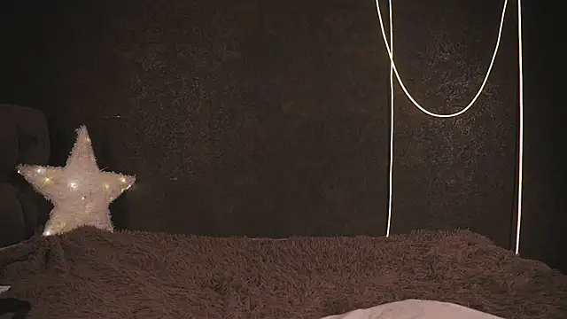 LinoAdaro Chat XXX live