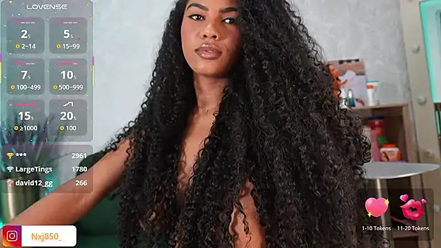 HOTBLACKANDWHITE2's Live XXX Chat