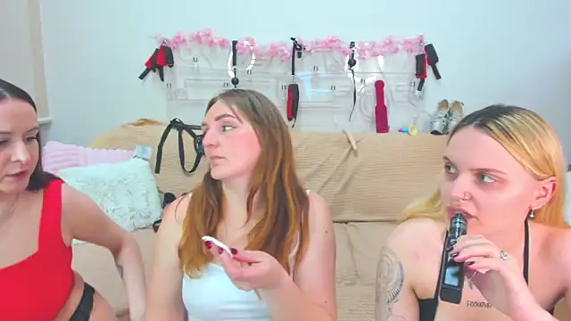 Онлайн чат XXX MagicEyess