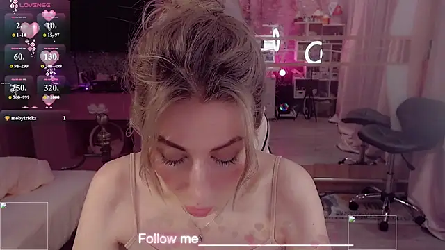 AnnieGOld_ Live XXX Chat