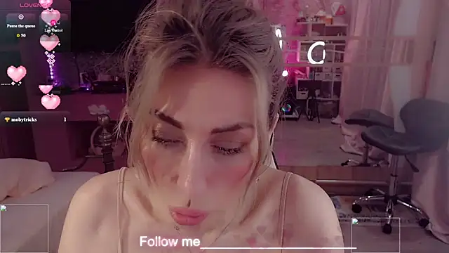 AnnieGOld_'s Live XXX Chat