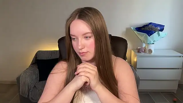 دردشة EvaMaddison الجنسية المباشرة