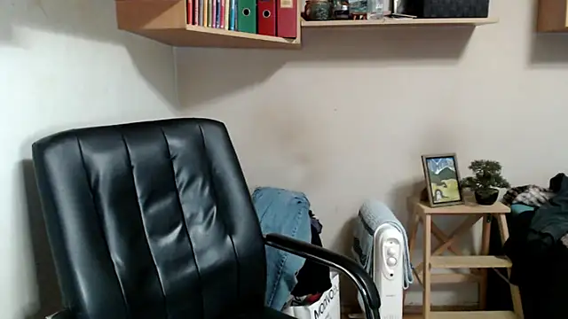 Chat +18 de katemodel ao vivo