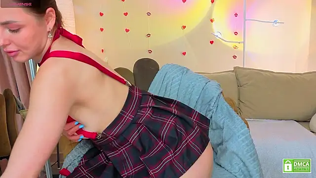 OliviaKis_ Chat XXX in diretta