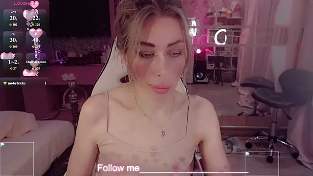 Chatroom XXX en direct de AnnieGOld_