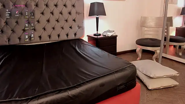 Chatroom XXX en direct de Kiri_Black_