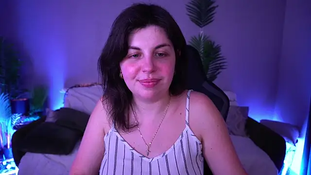 MirandaWong Chat XXX in diretta