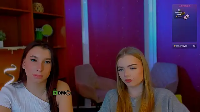 maddy_moahn Webbikameraesitys