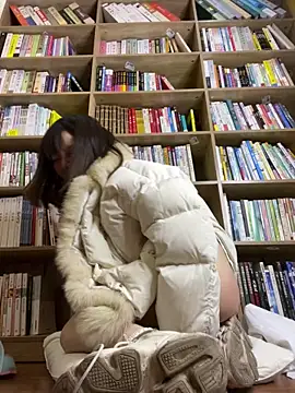 littleqiu Chat XXX in diretta