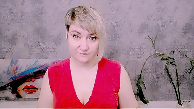 Djullia 现场XXX聊天