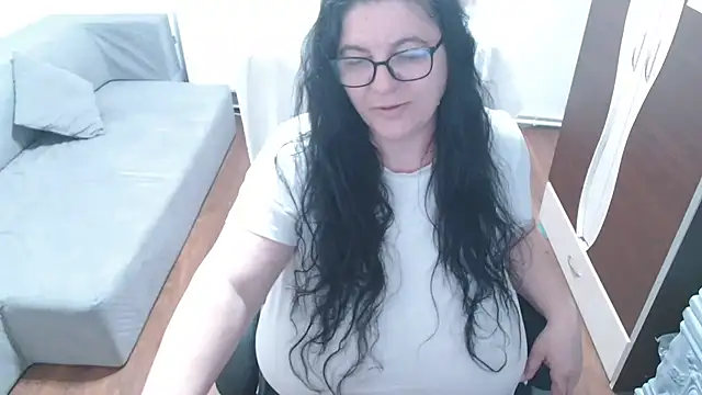 mayabbw50tits: διαδικτυακό σόου στην κάμερα