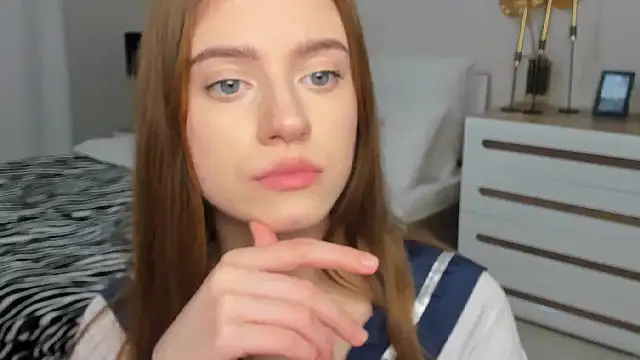 Chat +18 de Erica_Kiss ao vivo