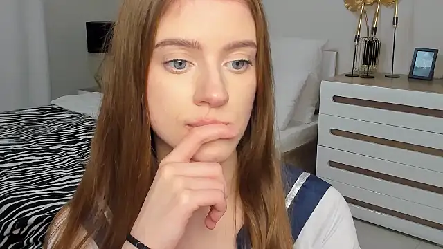 Erica_Kiss live XXX chat