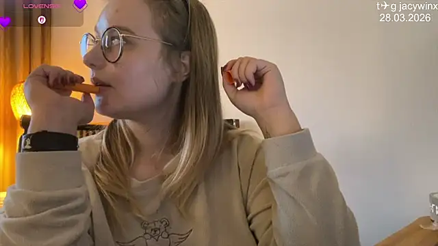 XXX chat uživo modela JacyWinslat