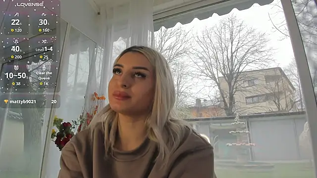 XXX chat uživo modela Ella_Vee