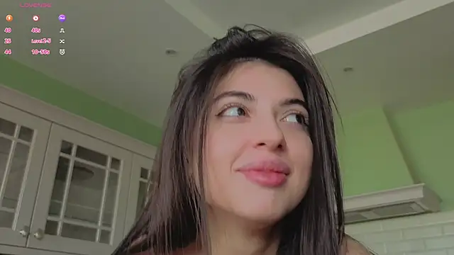 SwitieKissのライブXXXチャット