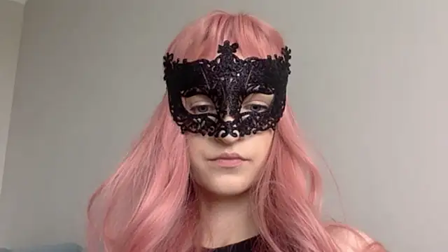 NovaFlirt Live XXX-Chat