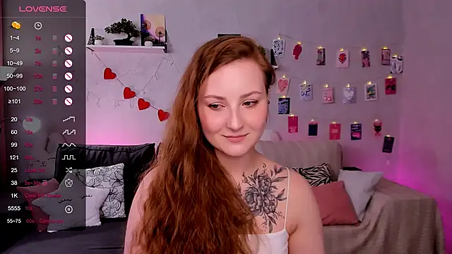 velvet_cherry_ Adlı Modelin Canlı XXX Sohbeti