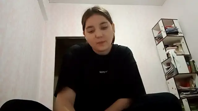 Онлайн чат XXX JanineThielman