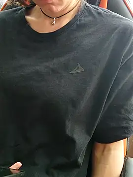 Chat +18 de Aashikalaa ao vivo