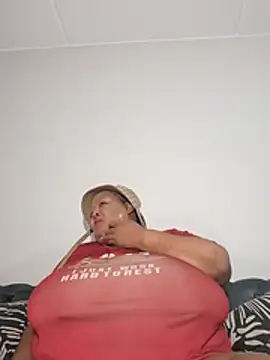 nancy111 Chat XXX in diretta