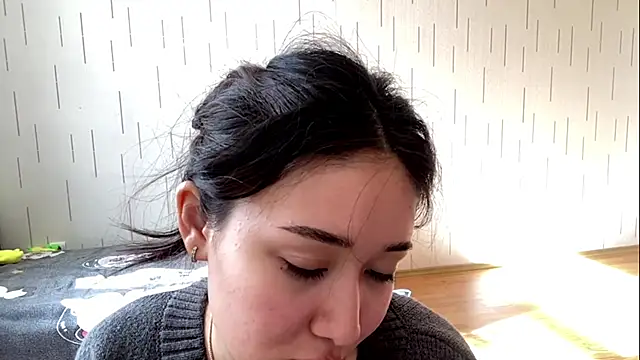 YourMiIaのライブXXXチャット