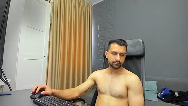 BryceReign Live XXX Chat