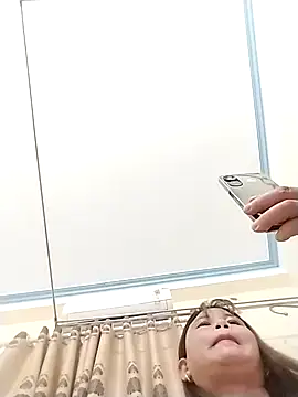 Moubie1のライブXXXチャット