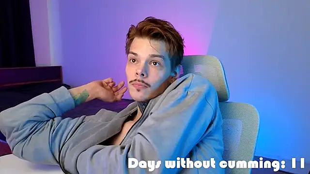 Pokazy przed kamerką – DENIS_HERE