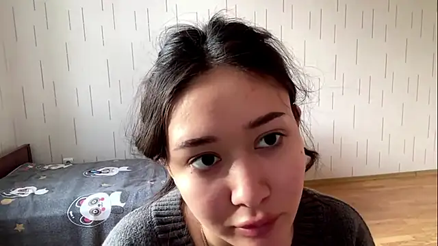 Chat +18 de YourMiIa ao vivo