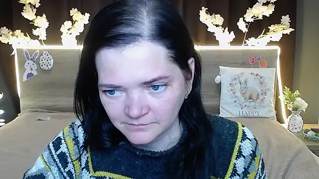 LauraFinn Adlı Modelin Canlı XXX Sohbeti