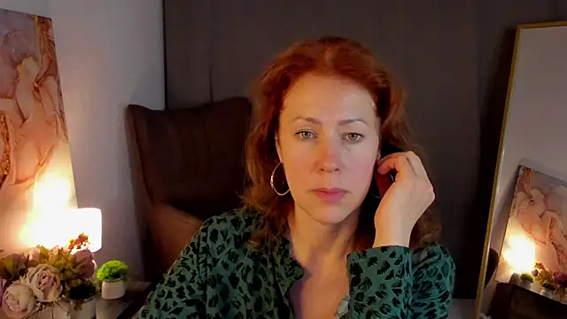 LeticiaRomano Adlı Modelin Canlı XXX Sohbeti