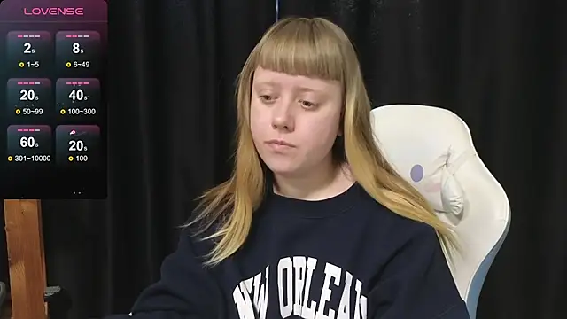 Онлайн чат XXX June_shy0