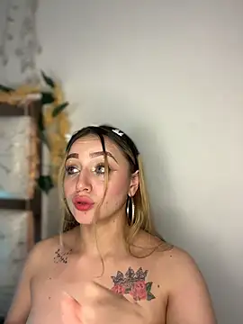 Sara_Sophia420 Live XXX Chat