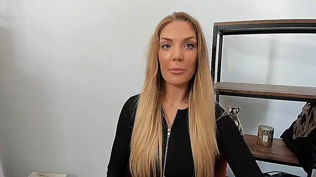 AulloraHoney Live XXX Chat