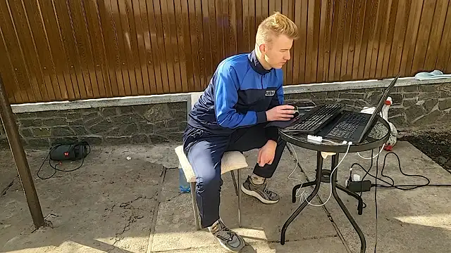 Vuitton – Kamerová šou