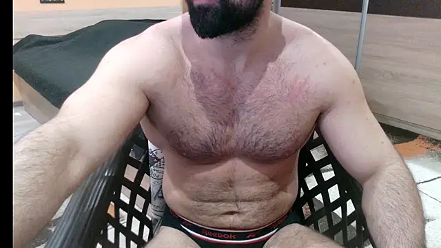 Show modela alieninhumanbody1 na web-kameri