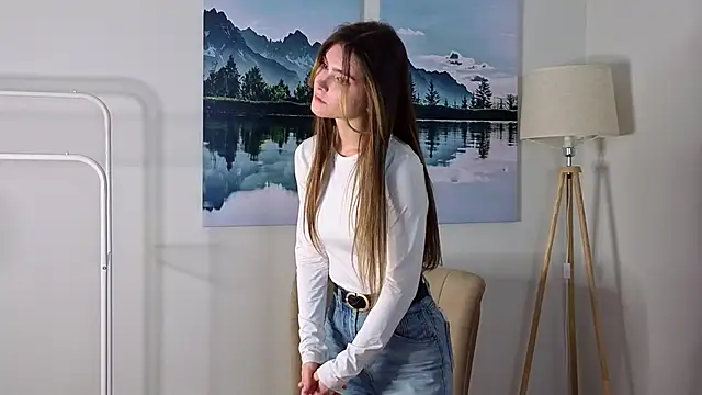 CherlyGuss Show in webcam