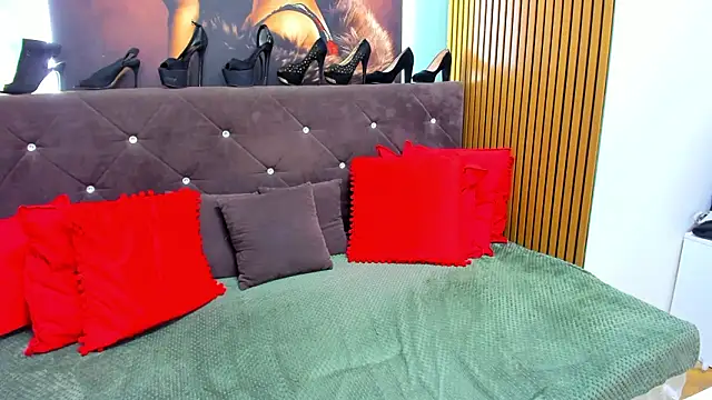 LauraSiin Live XXX Chat