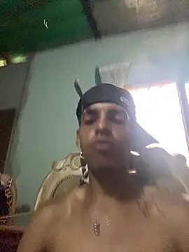 Aleexxx_2005: вебкам-шоу