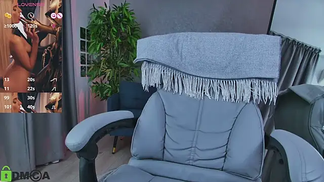 دردشة SelenaDaze الجنسية المباشرة