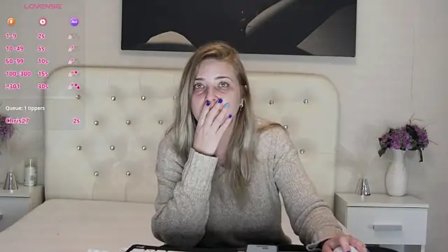 MellanieBliss Chat XXX in diretta