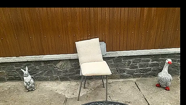 Chat +18 de Vuitton ao vivo