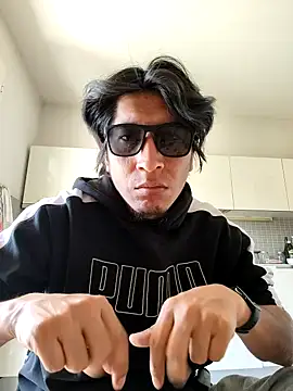 PpCharlie_8-D – Kamerová šou